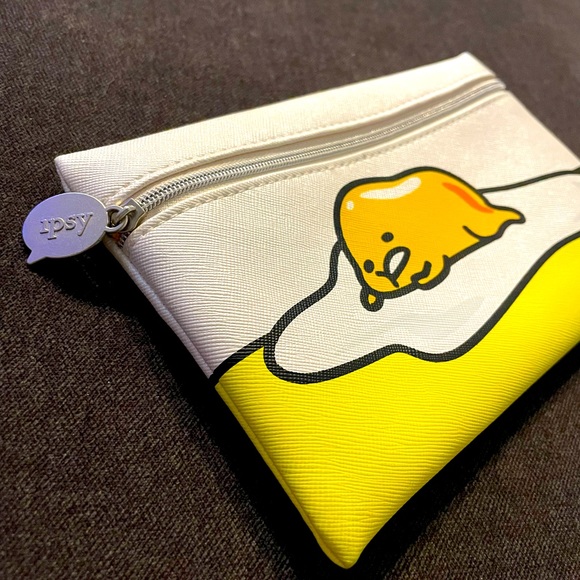 Sanrio Other - 💟 🍳Ipsy gudetama Makeup Bag🍳